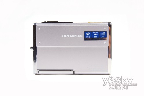 轻巧秋季卡片奥林巴斯u1050SW抢先试用(2)