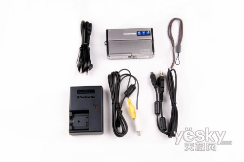 轻巧秋季卡片奥林巴斯u1050SW抢先试用(3)