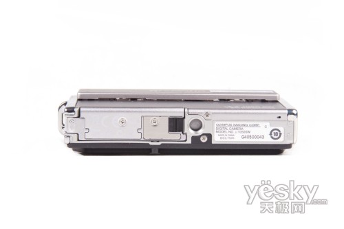 轻巧秋季卡片奥林巴斯u1050SW抢先试用(2)