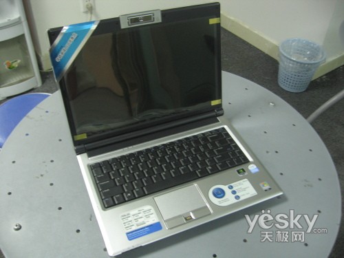 华硕 F8H52Sv-SL