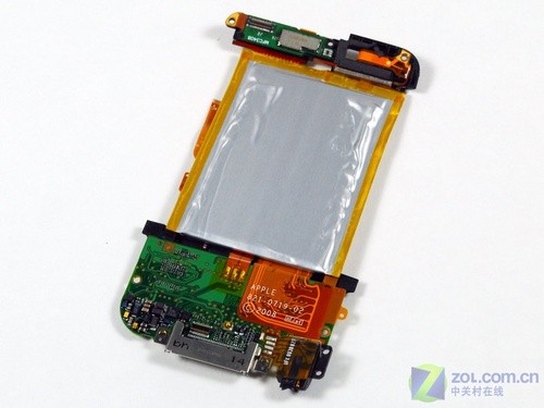 苹果新iPod Touch遭拆解 内部构造曝光 苹果新iPod Touch遭拆解 内部构造曝光