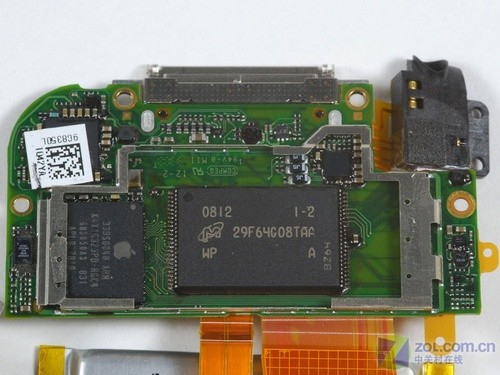 苹果新iPod Touch遭拆解 内部构造曝光 苹果新iPod Touch遭拆解 内部构造曝光