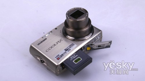 尼康S710