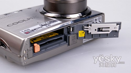 尼康S710
