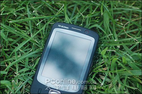 2.8寸触摸屏多普达首部TD手机S700评测(2)