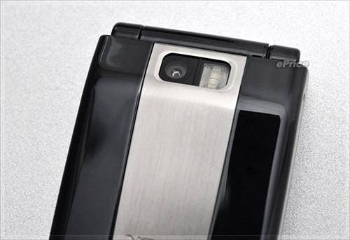 镜面黑珍珠 诺基亚6600F翻盖手机评测