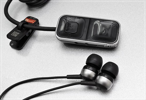 镜面黑珍珠 诺基亚6600F翻盖手机评测