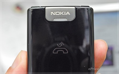 镜面黑珍珠 诺基亚6600F翻盖手机评测
