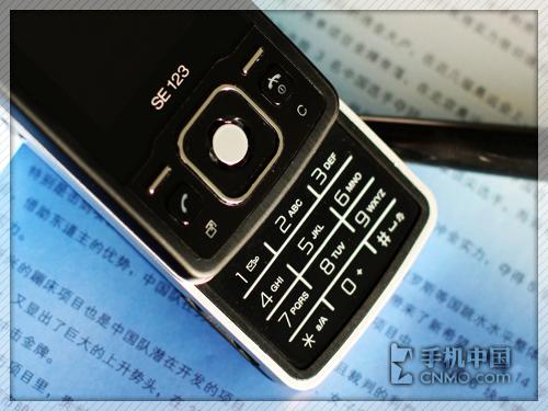 掌中精灵索爱低端滑盖手机T303c试用(2)