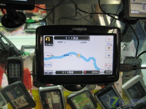 买GPS得4G记忆卡 万利达E430降价促销 