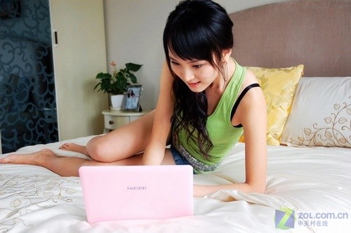 1999本促销 神舟优雅Q120C内存免费升级 