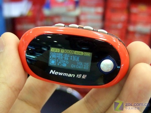 1GB新品199元 纽曼B07到货 