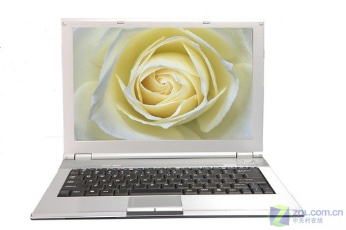 抗摔防水耐震 方正U200尽显军品本色 抗摔防水耐震 方正U200尽显军品本色