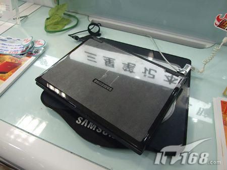 三星 R18