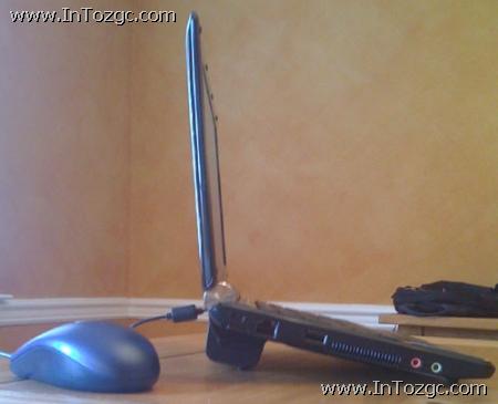 容量12000mAh 易PC续航10小时电池现身