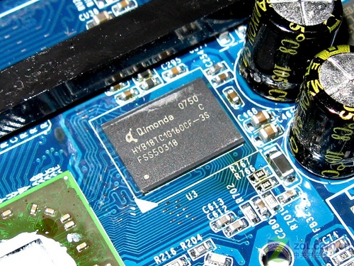 板载128MB显存 经典780G升级本周到货 板载128MB显存 经典780G升级本周到货