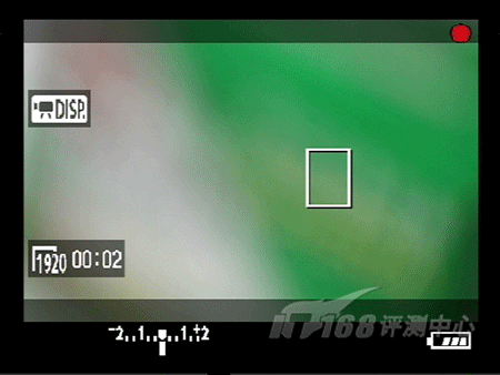 佳能EOS 5D Mark II在视频拍摄过程中可以自动对焦