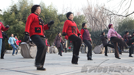 佳能EOS 5D Mark II拍摄的视频样片，点击下载