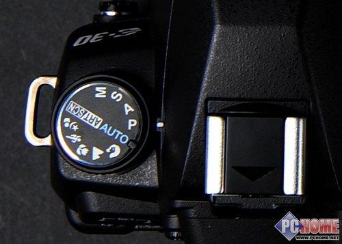主力机型奥林巴斯E-30与E-3对比研究