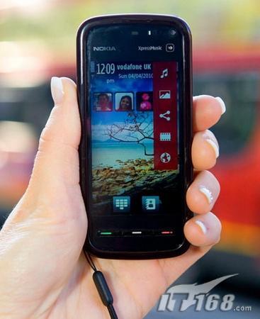 超越iPhone2008年十大全触屏手机盘点(8)