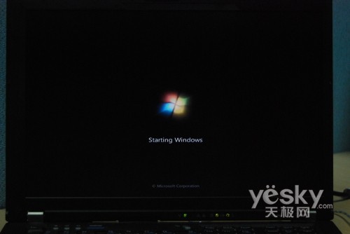 图为:Starting Windows界面