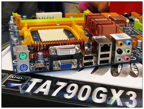 5大市售主流128MB DDR3版790GX大搜罗 5大市售主流128MB DDR3版790GX大搜罗