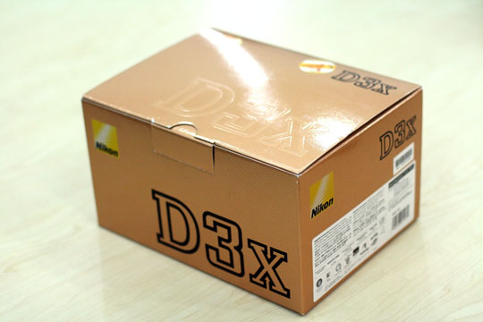 2400万像素尼康全幅旗舰单反D3X开箱