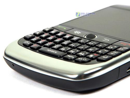 QWERTY全键盘黑莓GPS智能机8900试用(3)