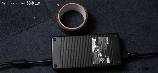 双HD 4870旗舰本 华硕W90实物多图