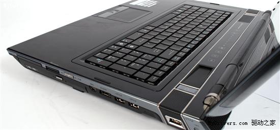 双HD 4870旗舰本 华硕W90实物多图
