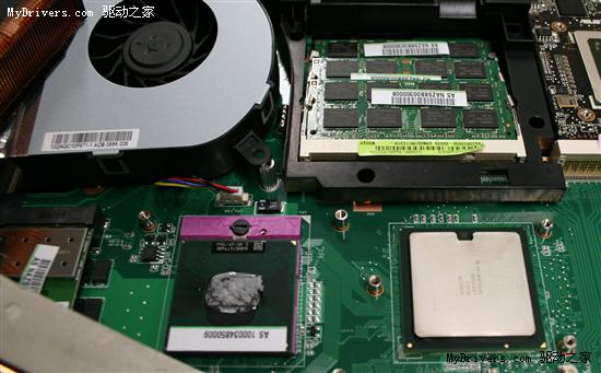 双HD 4870旗舰本 华硕W90实物多图