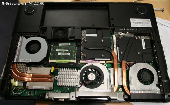 双HD 4870旗舰本 华硕W90实物多图