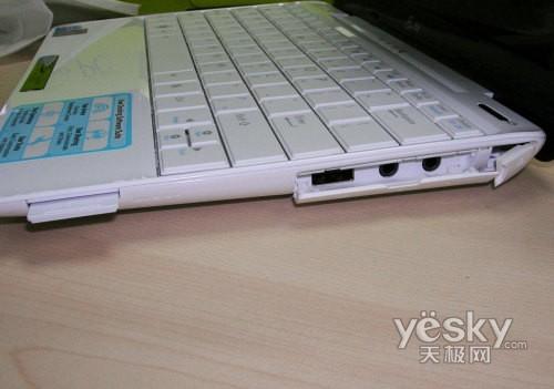 缩小版苹果Air华硕易PC贝壳机真机图赏(4)