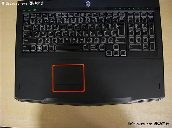 戴尔新旗舰本Alienware M17x上市