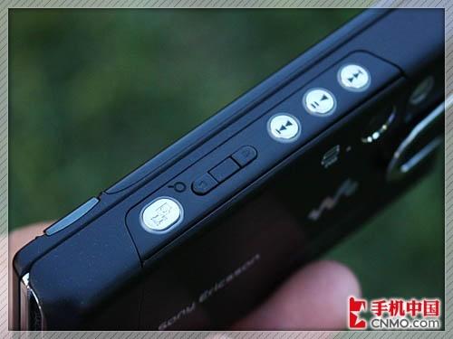 影音旗舰 索尼爱立信W995拍照音乐体验