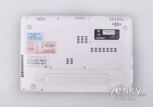 蓝宝石之魅 同方首款G3上网本iminiS5实测