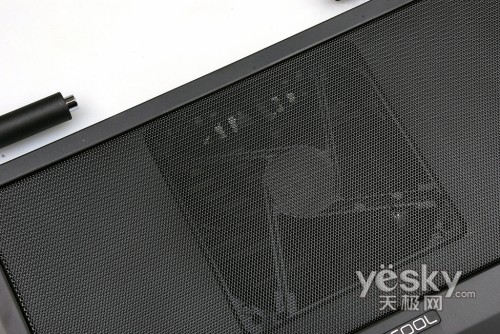 九州风扇皓月笔记本散热器