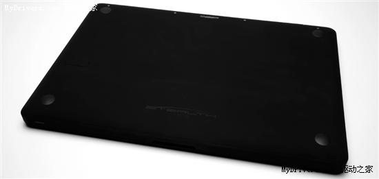 第三方定制全黑版MacBook Pro 要价6000美元