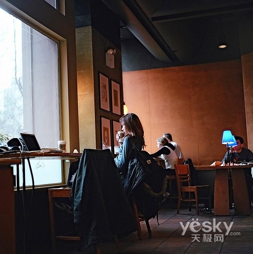 24小时不掉线 笔记本电脑玩好假期无线生活