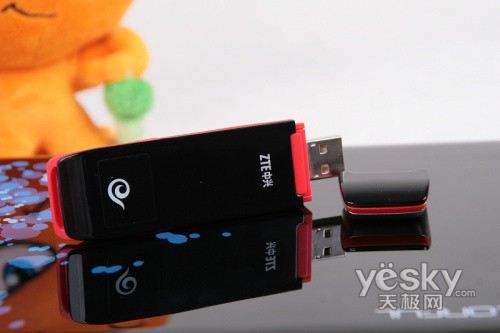 中兴天翼3G无线上网卡AC2726评测