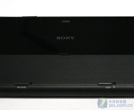 第二代590克笔记本 潮品索尼P29H评测 