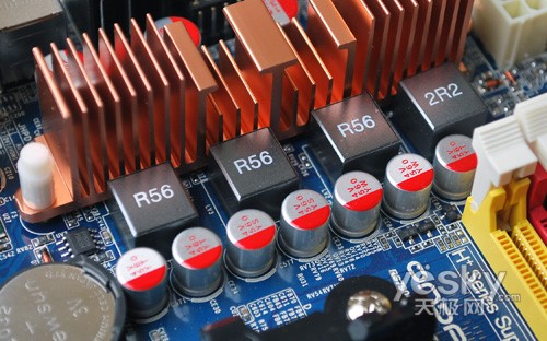 史上最强显示核心 昂达A785G+主板赏析