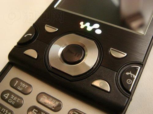 三星i900领跑上半月超热卖手机TOP12(3)