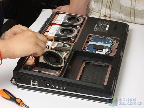 GTX 280M双卡啥样 顶级游戏本拆解评测 GTX 280M双卡啥样 顶级游戏本拆解评测