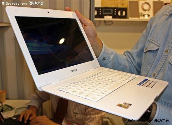 超强国产上网本现身IFA 与Macbook Air比轻薄