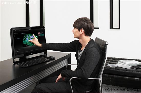索尼发布首款触屏一体机VAIO L