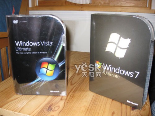 图为：Windows7 vs Vitsa彩盒包装对比