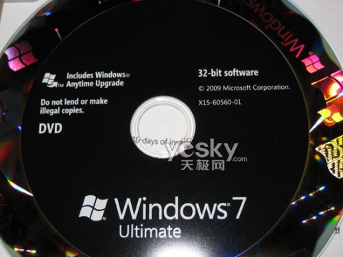 图为：Windows7 32位DVD特写