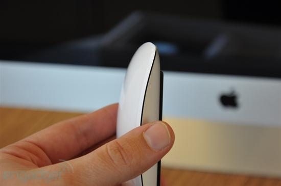 新iMac开箱 多点触摸无线鼠试用