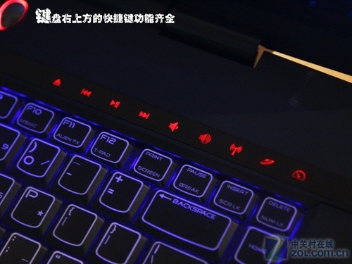 i7 920XM驾到！戴尔Alienware M15x评测 